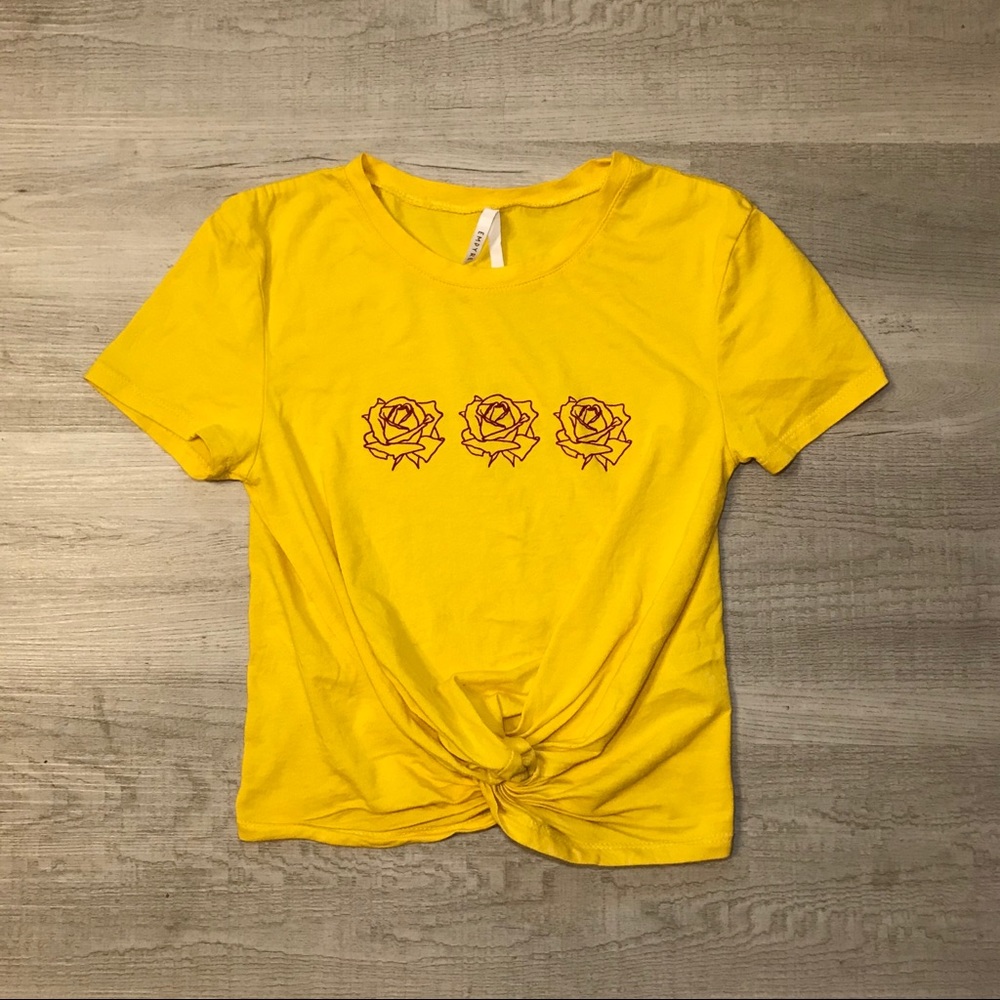 Knotted Cropped Zumiez T Shirt